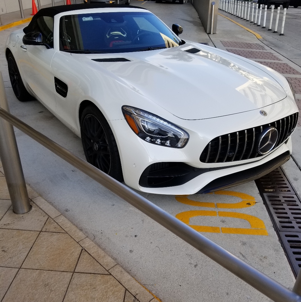 Meet your Posher, Mr. Miami deals MAKE ME AN OFFER - Picture 3 of 4